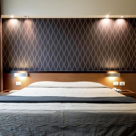 Hc3 Hotel Bologna Luaran gambar