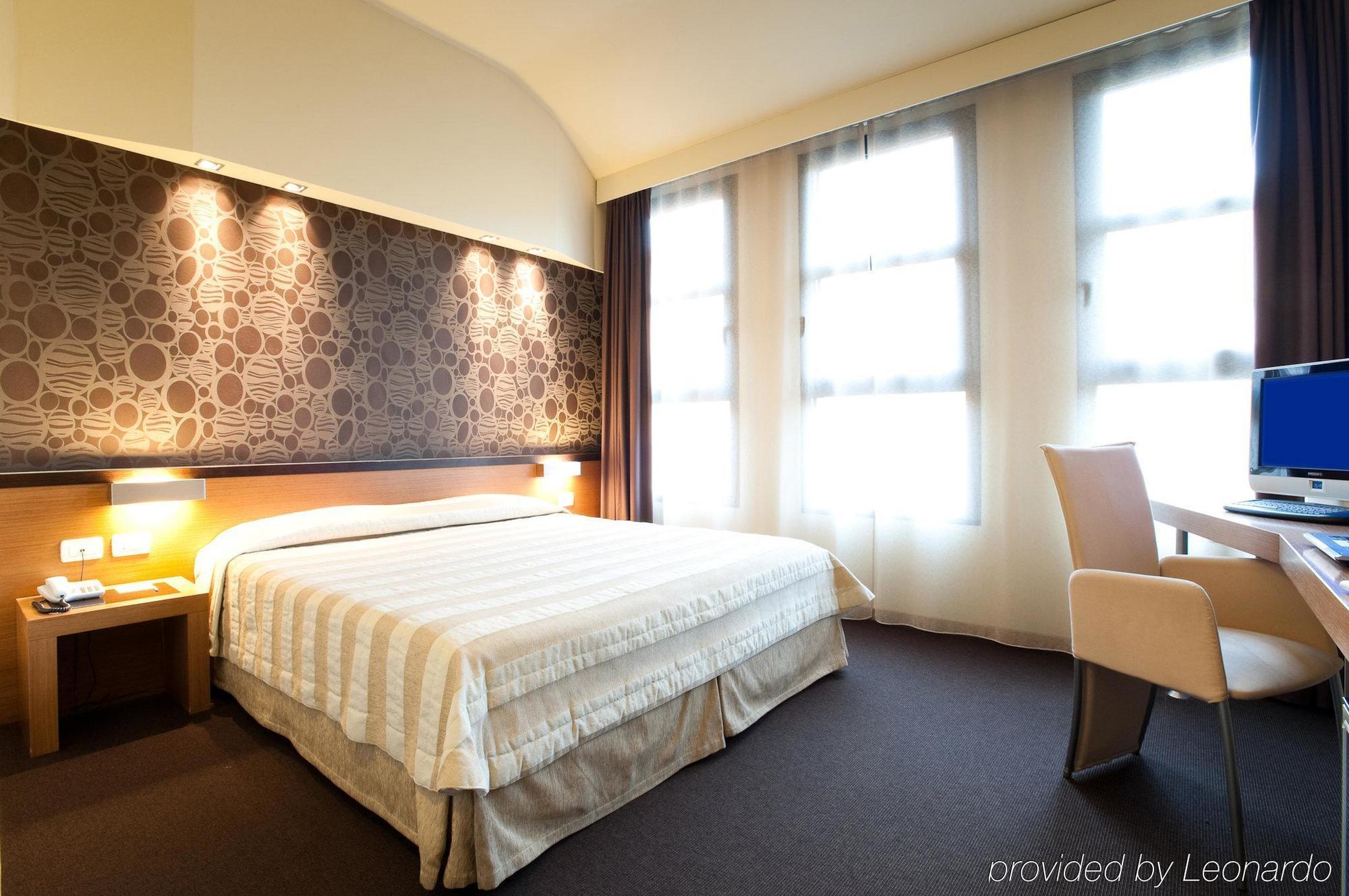 Hc3 Hotel Bologna Bilik gambar