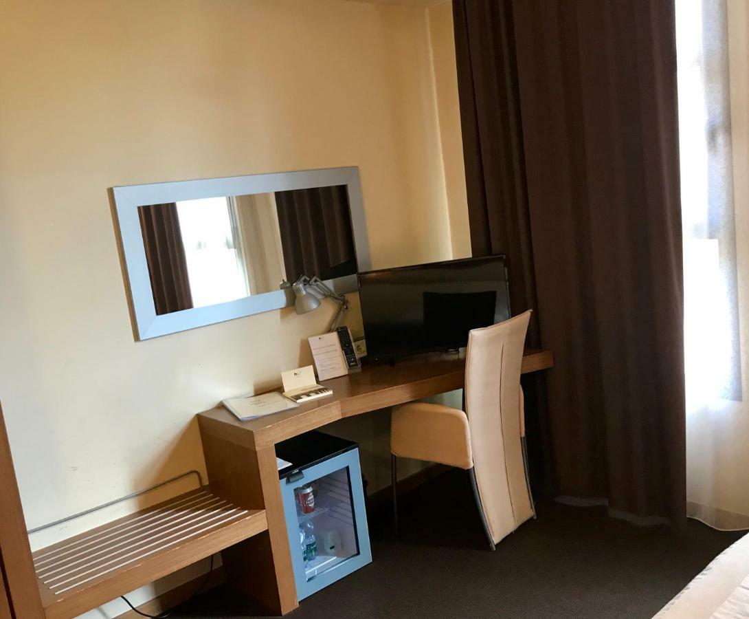 Hc3 Hotel Bologna Luaran gambar